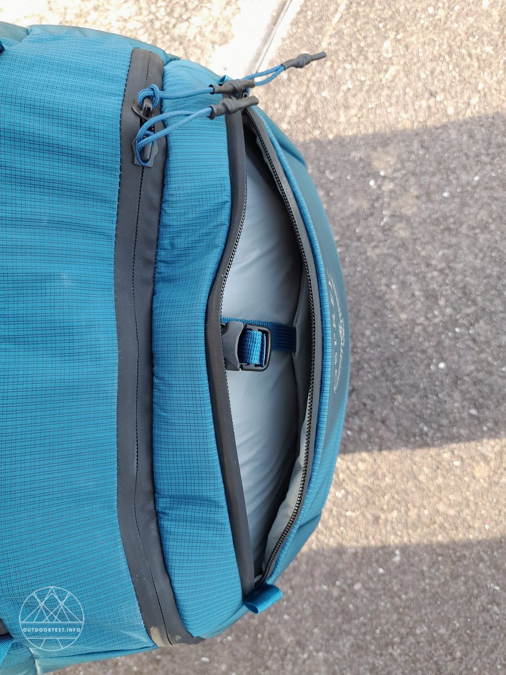 Osprey Ozone-2-Wheel Carry On 40L