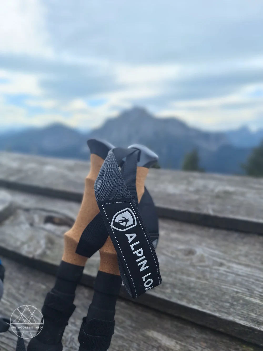 Alpin Loacker Faltbare Wanderstöcke CARBON PRO Series