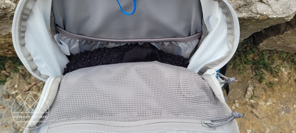 Camelbak Women's Rim Runner X20 Hydration Pack 20L with 2L Reservoir