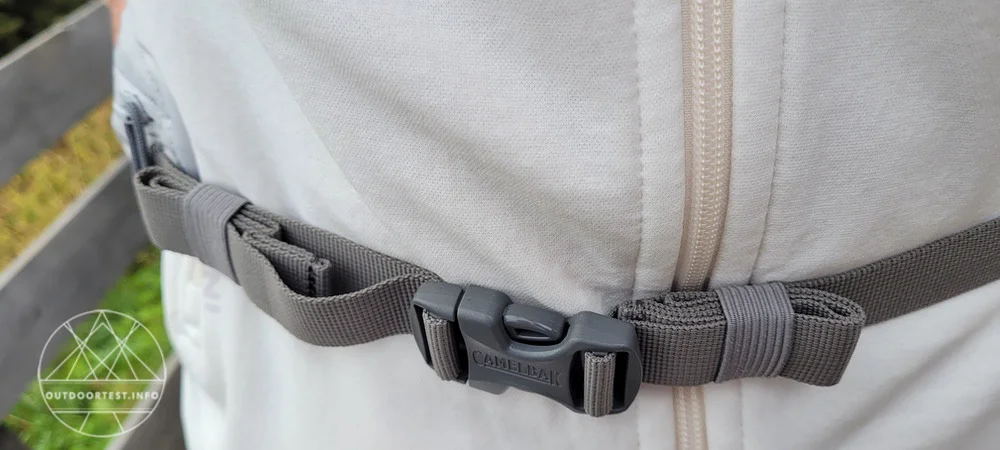 Camelbak Women's Rim Runner X20 Hydration Pack 20L with 2L Reservoir