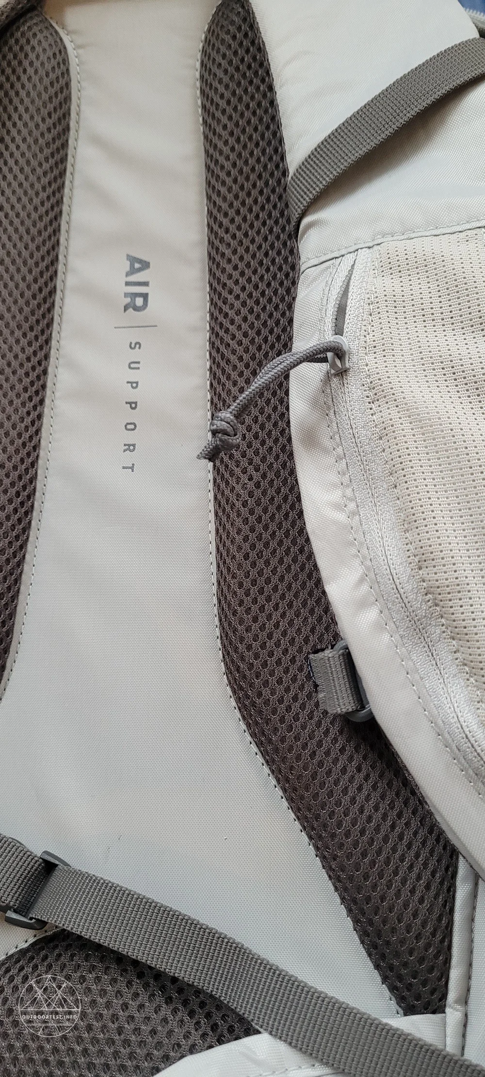 Camelbak Women's Rim Runner X20 Hydration Pack 20L with 2L Reservoir