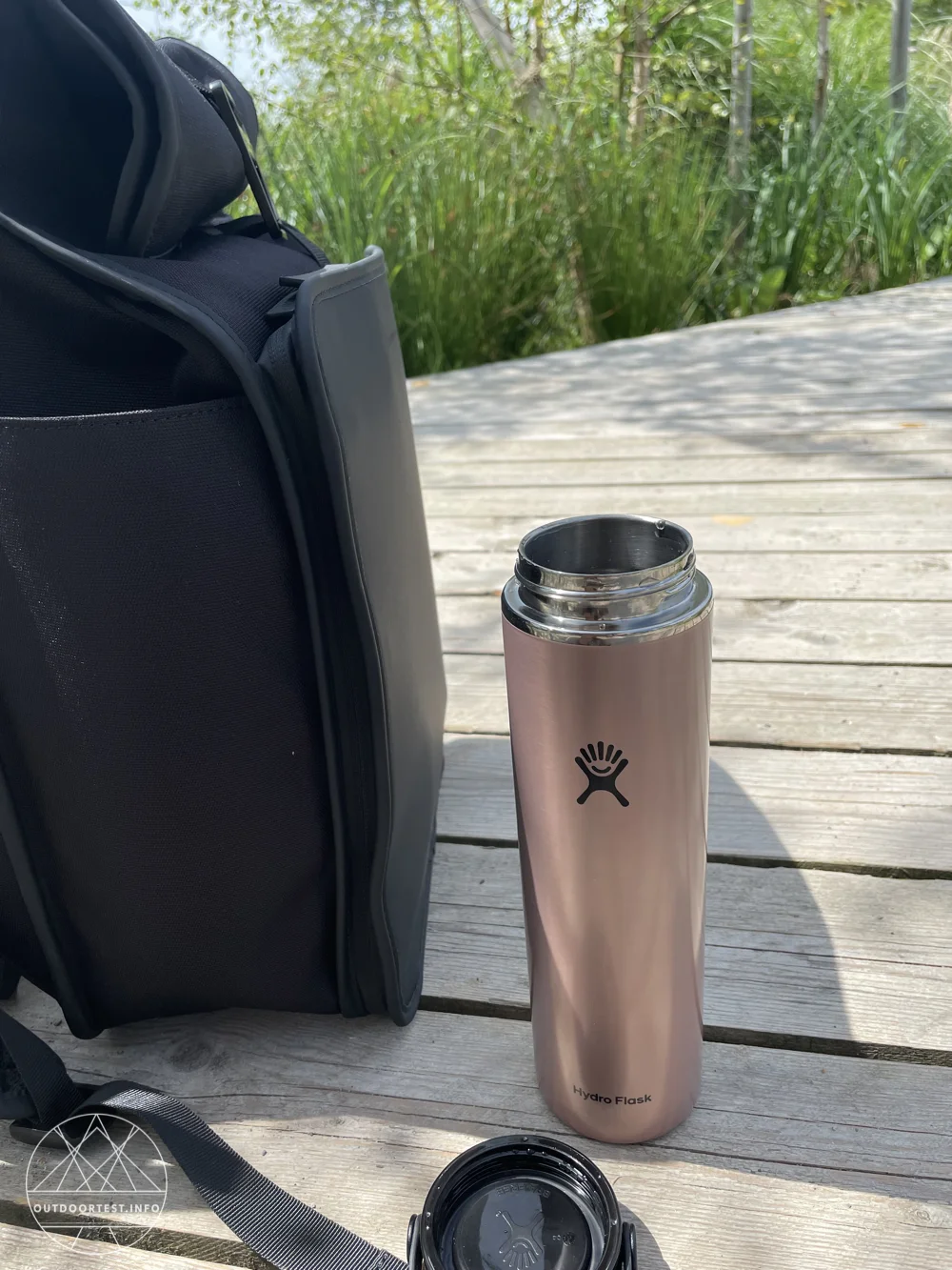 Hydro Flask Lightweight Wide Mouth Trail Series 24 oz