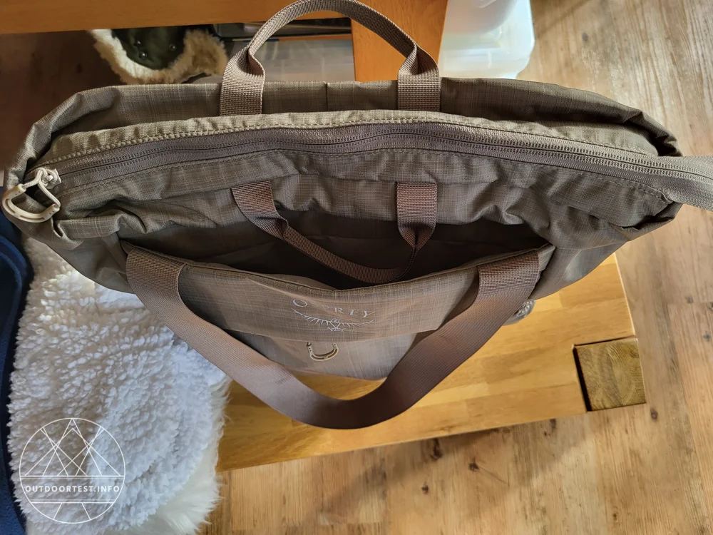 Osprey Poco™ Changing Tote