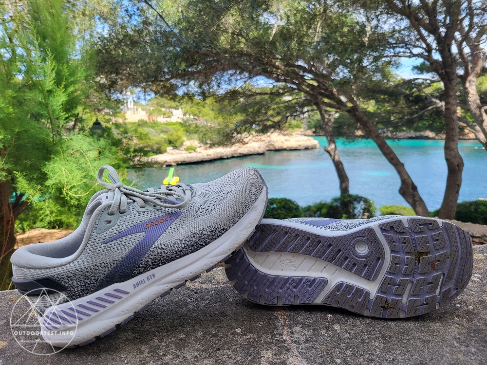 Brooks - Ariel GTS 24 