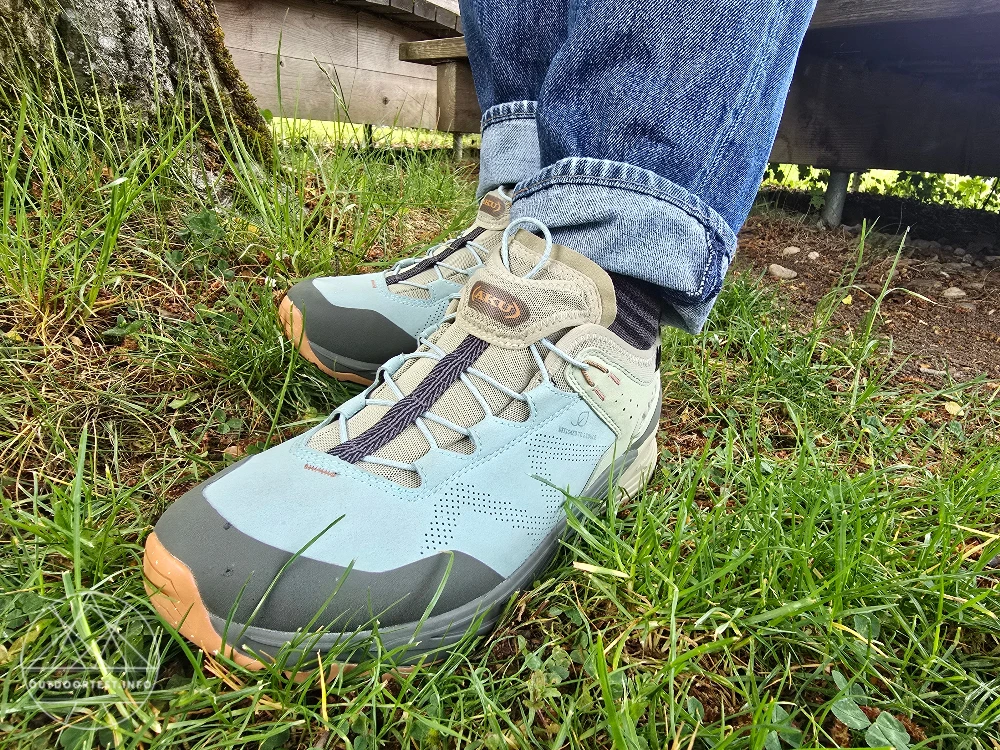 AKU Omnia V-Light GTX