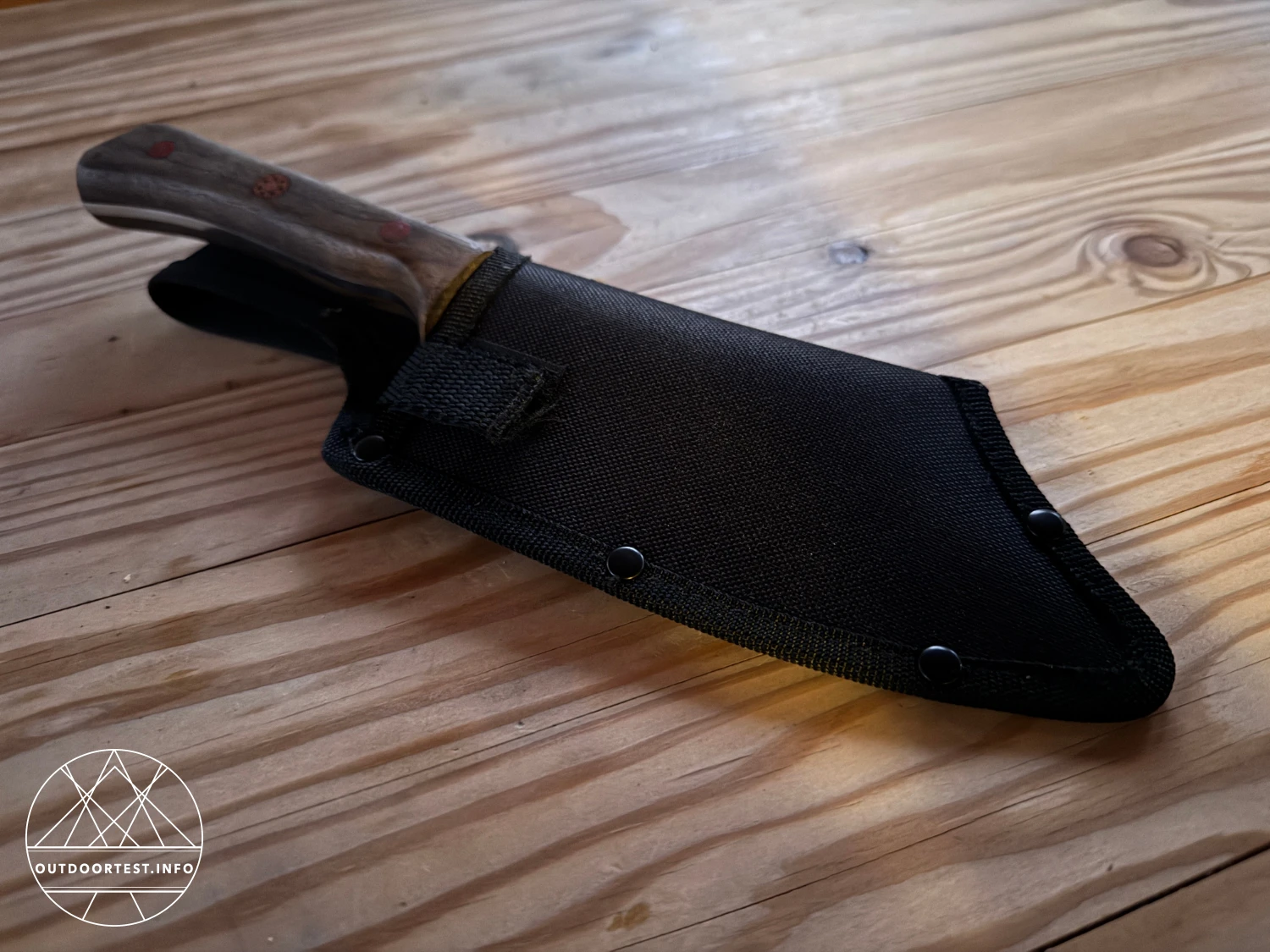 CJH - Outdoor Kochmesser, Walnussholz