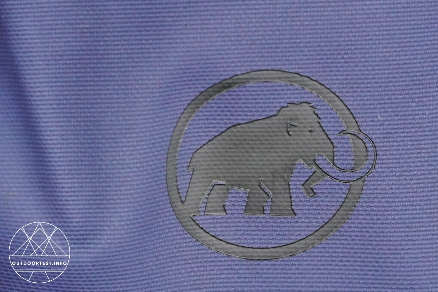 Mammut Seon Courier 20