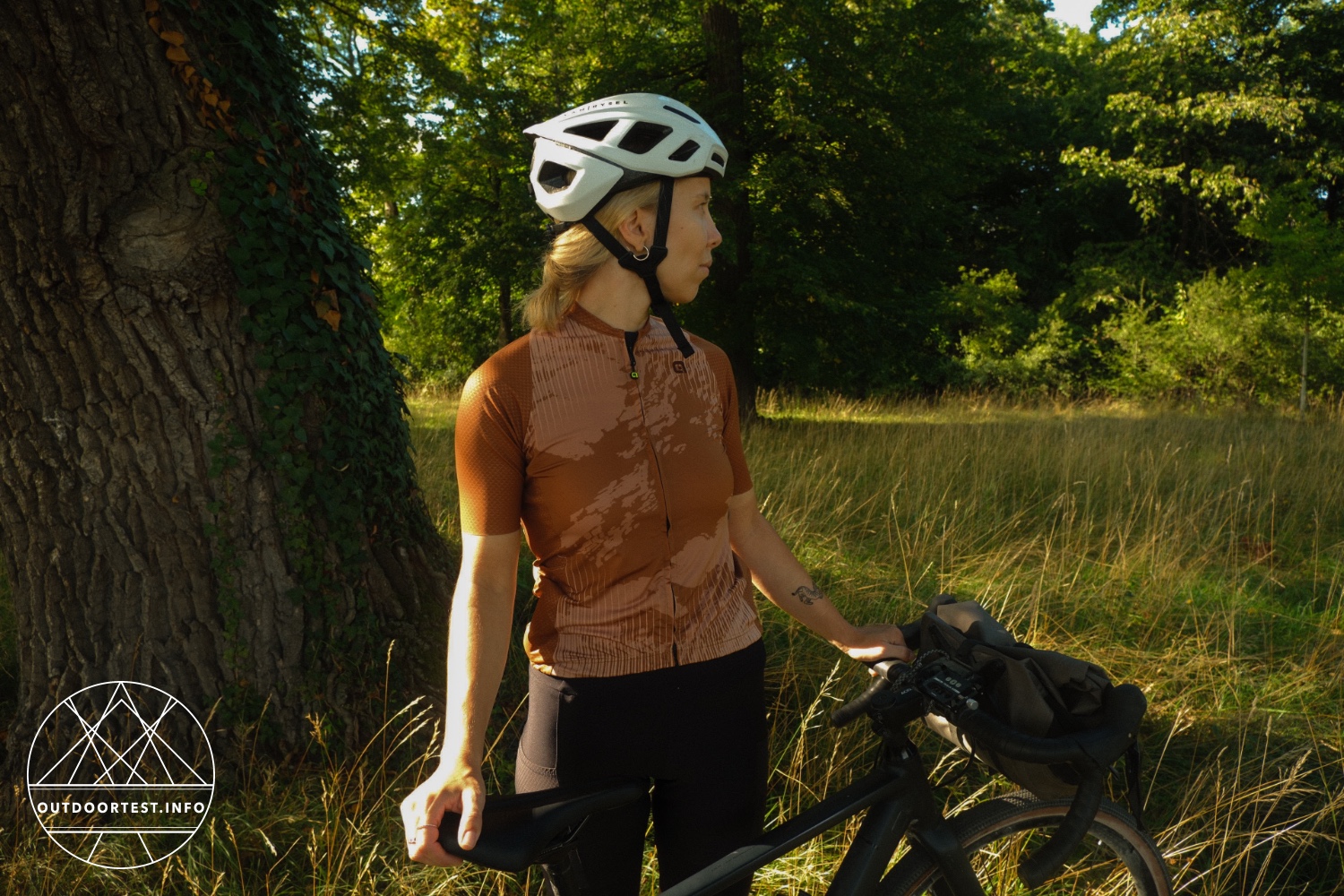 Off-Road Gravel Kurzarmtrikot Krakatoa von Alé