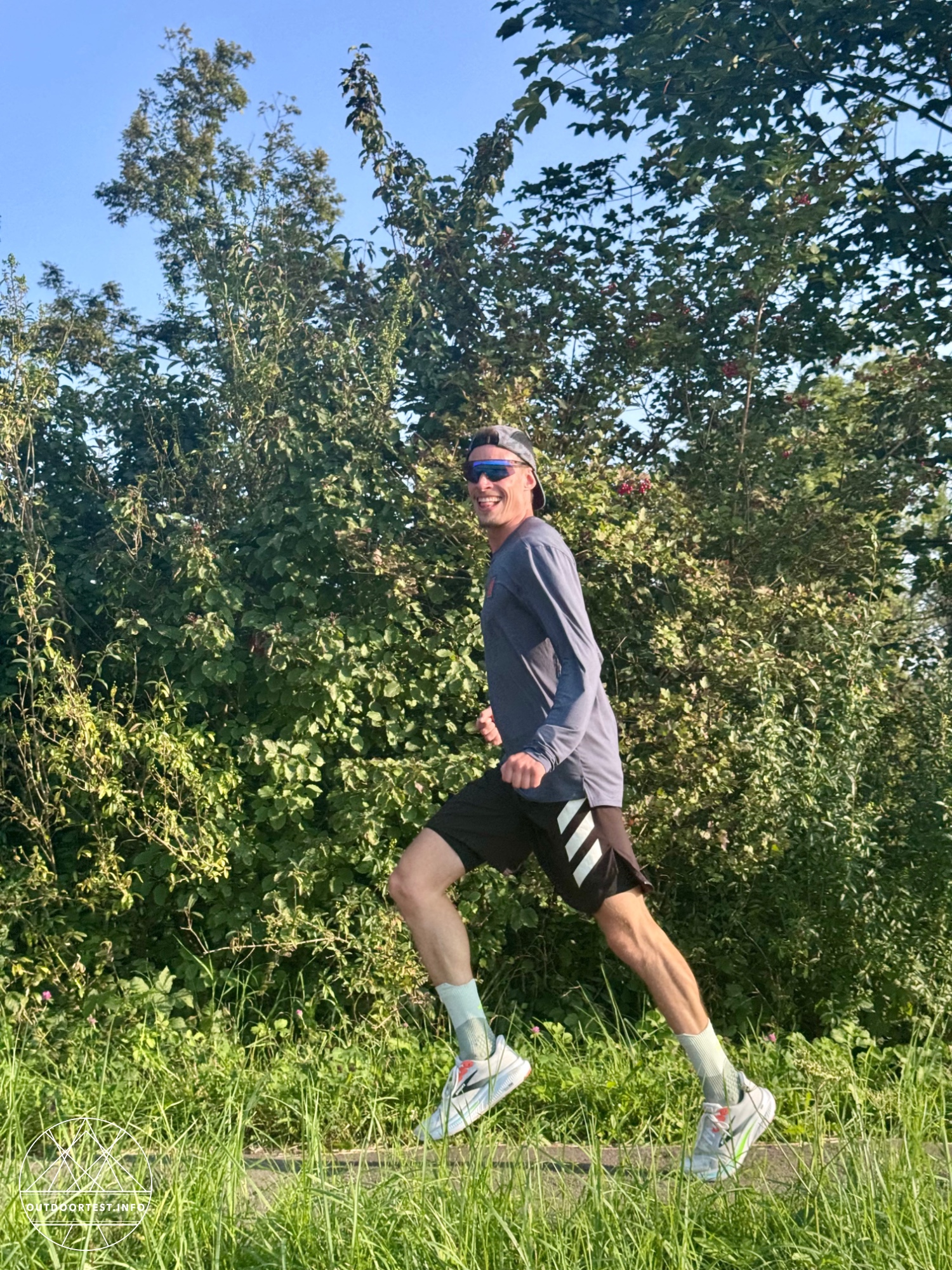 Under Armour Run 96 Langarm-Oberteil für Herren