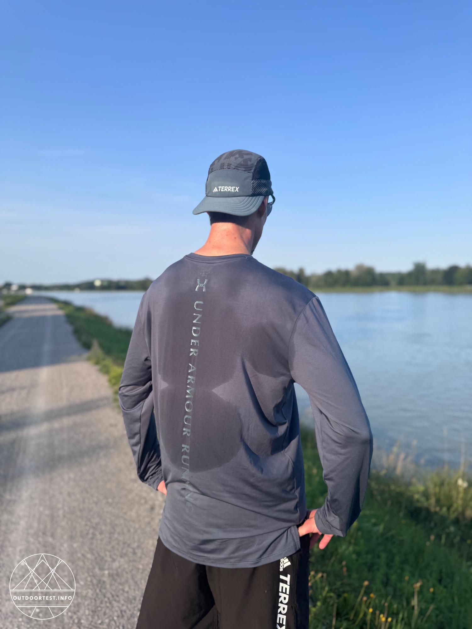 Under Armour Run 96 Langarm-Oberteil für Herren