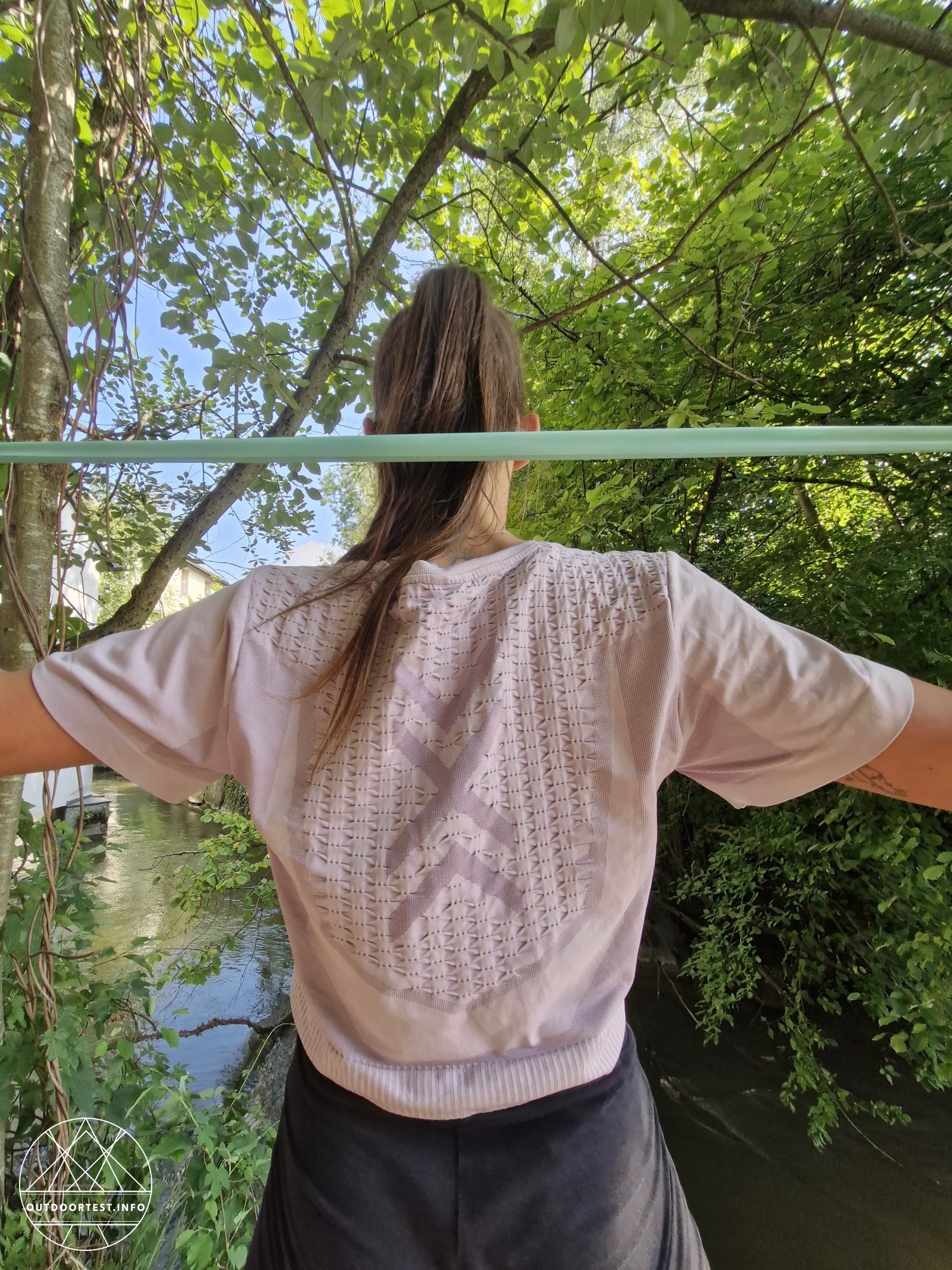 X-Bionic X-ENTIAL Women’s Crop Top