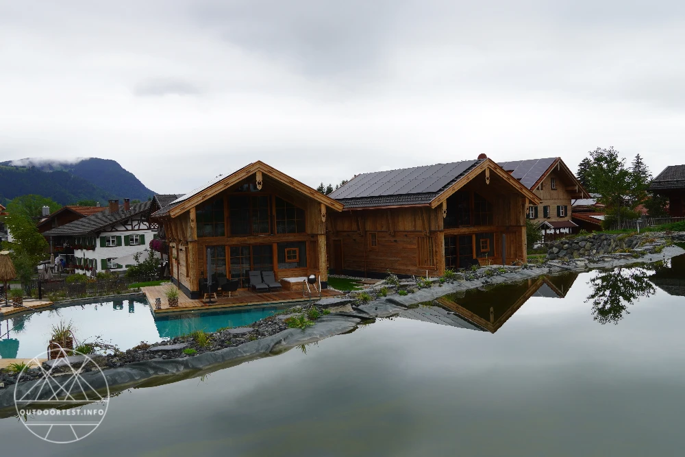 Zwischen Gipfelblick und Kaminfeuer: ein Wochenende im Alpzitt Chaletdorf
