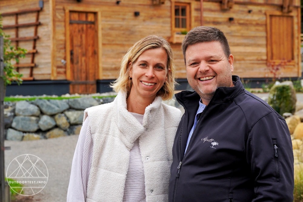 Zwischen Gipfelblick und Kaminfeuer: ein Wochenende im Alpzitt Chaletdorf