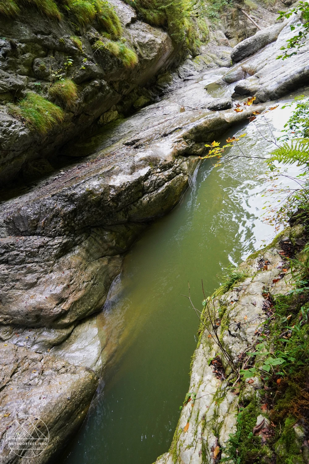 Zwischen Gipfelblick und Kaminfeuer: ein Wochenende im Alpzitt Chaletdorf