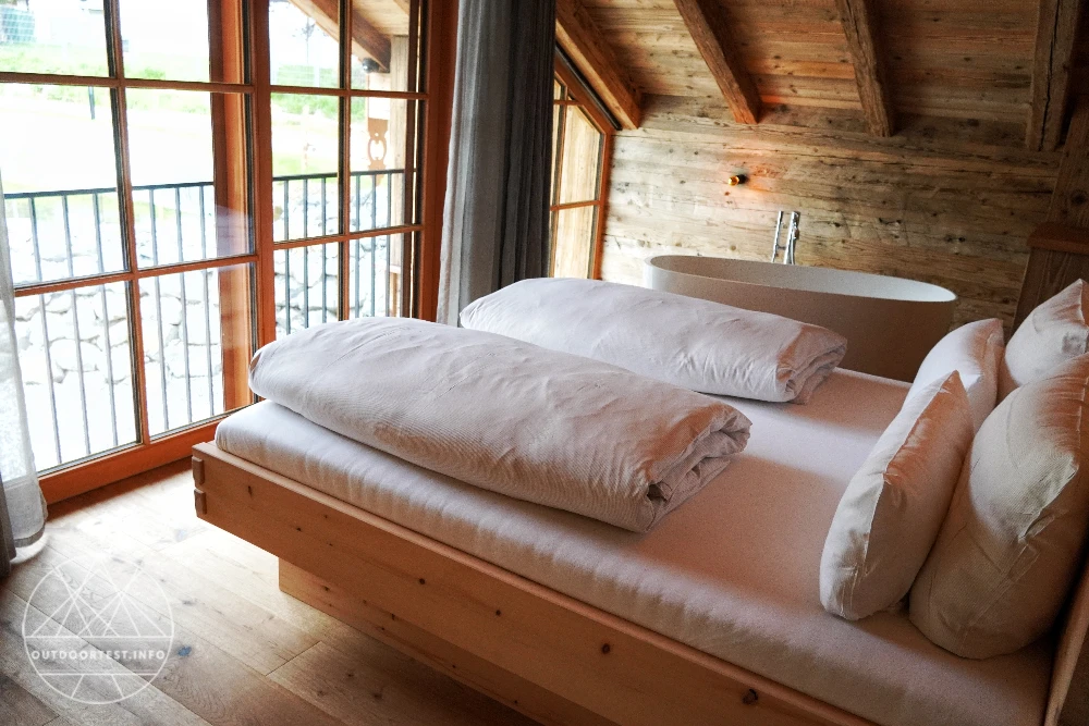 Zwischen Gipfelblick und Kaminfeuer: ein Wochenende im Alpzitt Chaletdorf