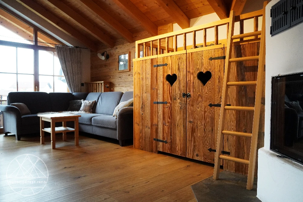 Zwischen Gipfelblick und Kaminfeuer: ein Wochenende im Alpzitt Chaletdorf