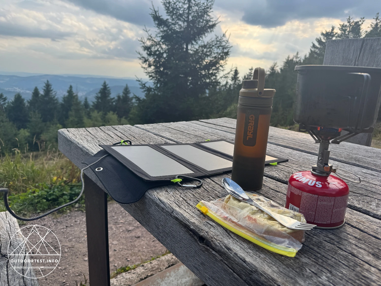 BasicNature - Solar-Ladegerät 'Powerbank'