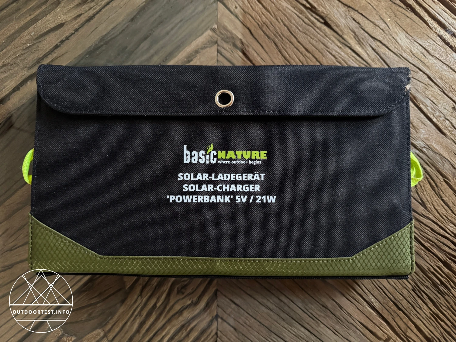 BasicNature - Solar-Ladegerät 'Powerbank'