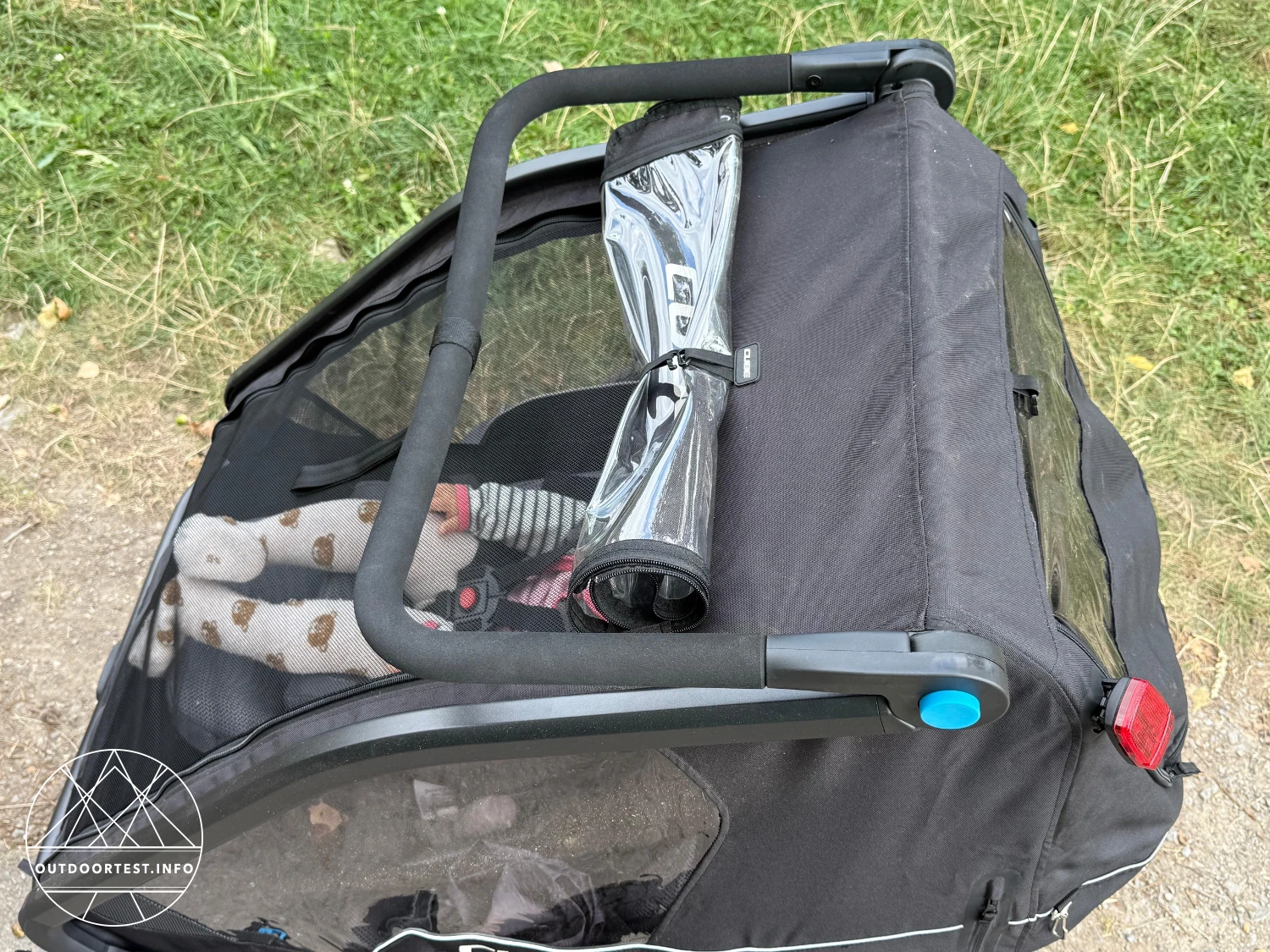 CUBE Kinder Fahrradanhänger Double CMPT mit Jogger Kit und Babyschale