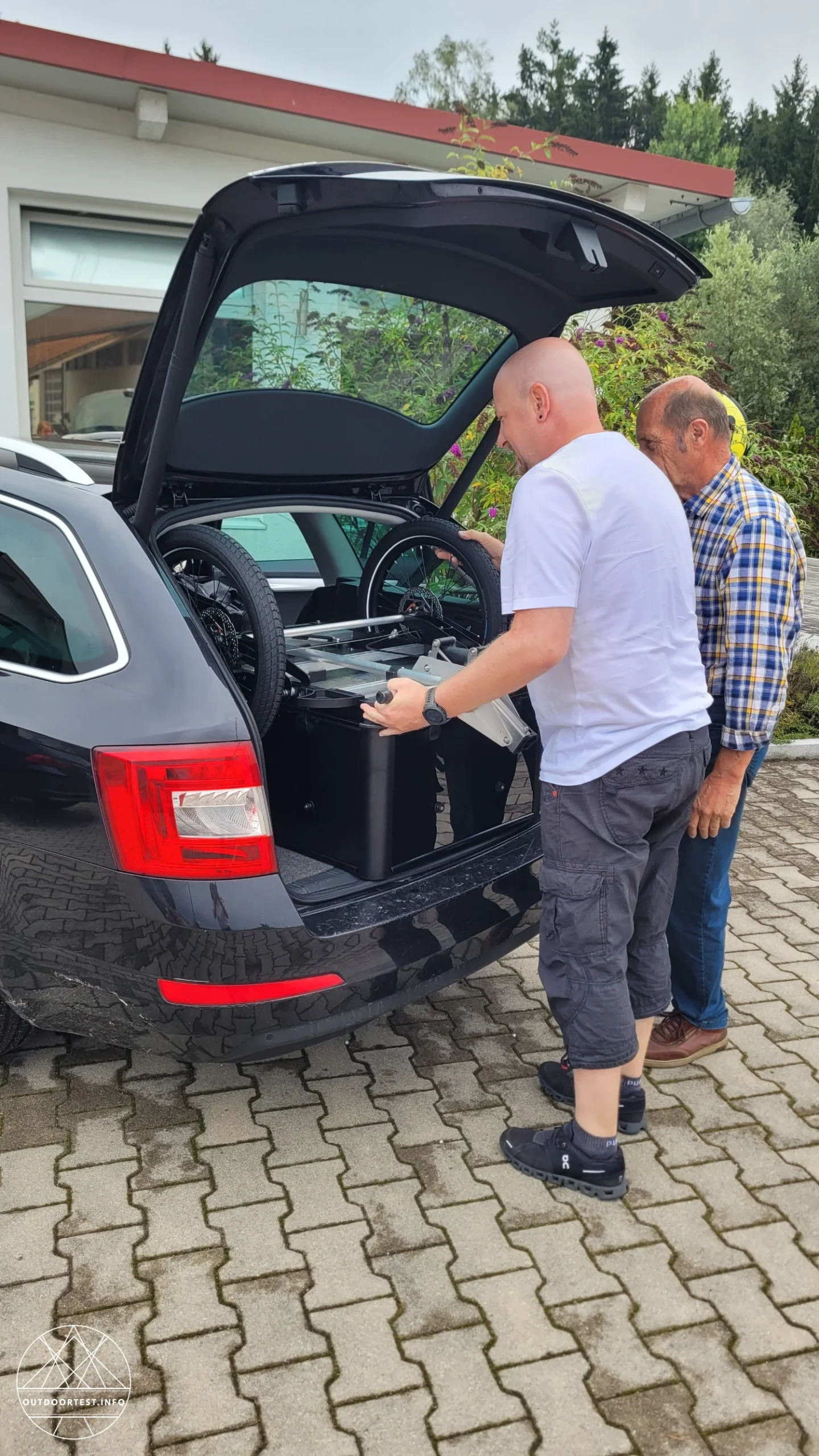 Weber Kargo Comfort Black Edition