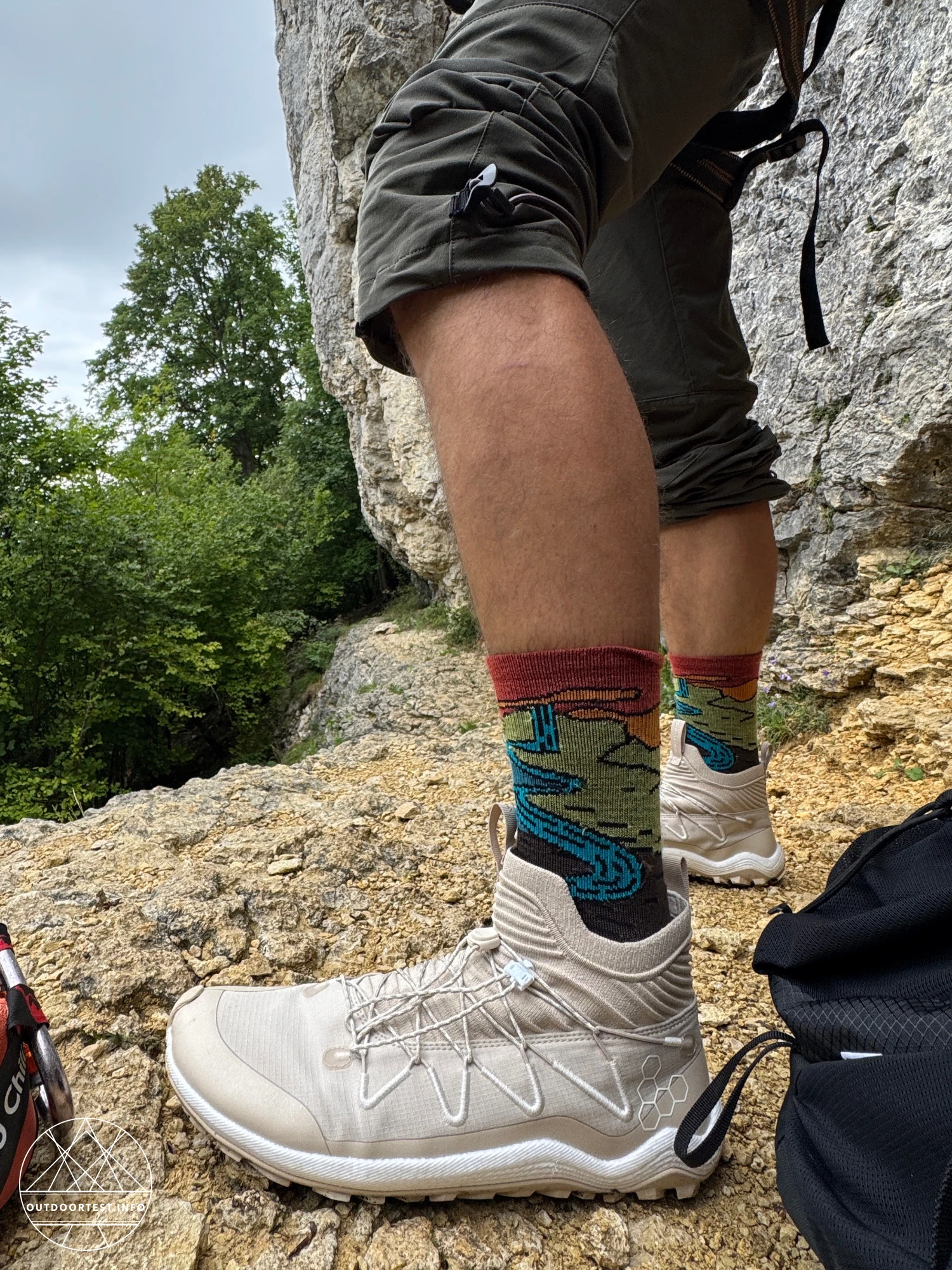 Darn Tough - 5020 Men's Chasing Waterfalls Micro Crew Lightweight Hiking Socks