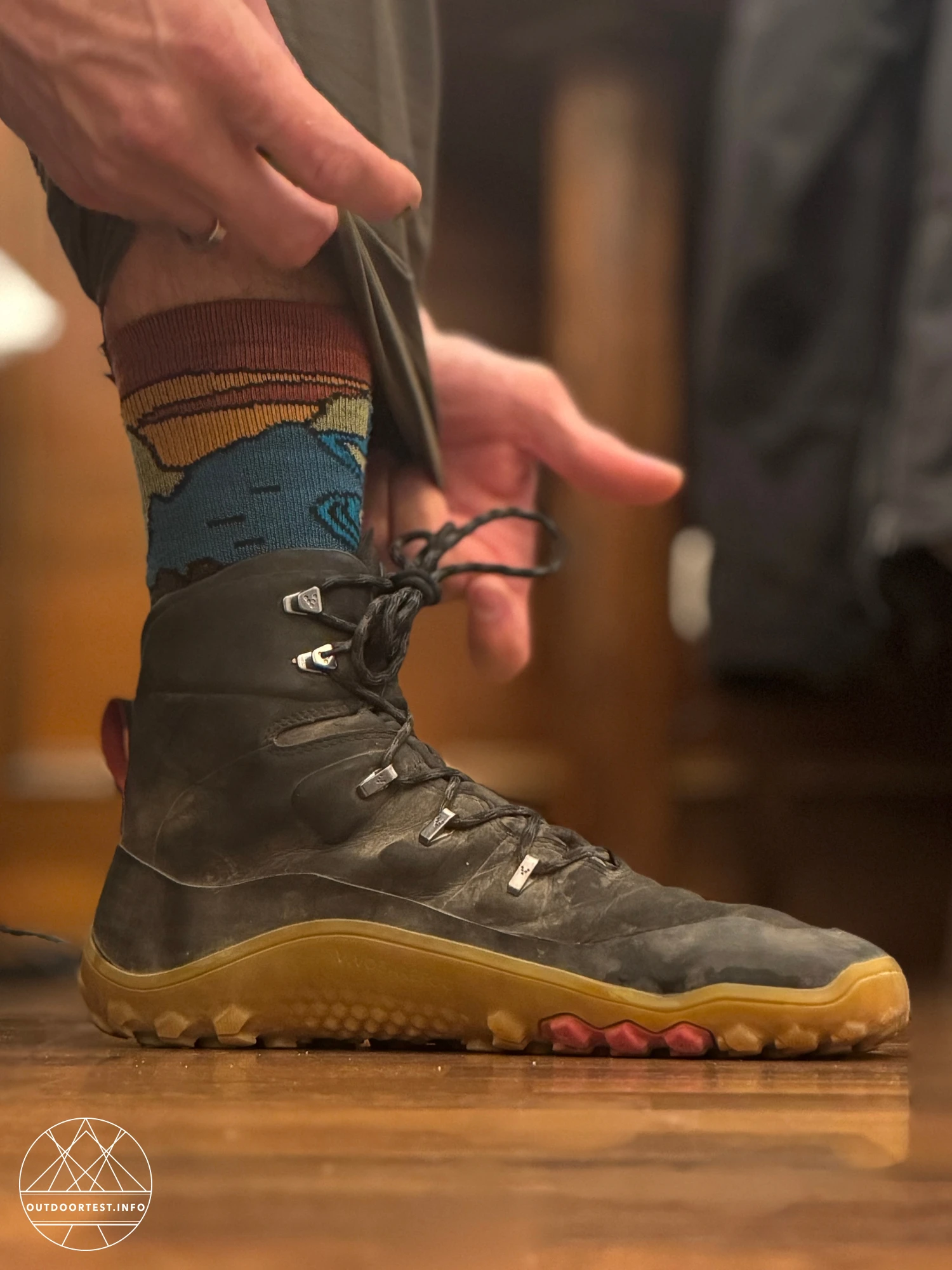 Darn Tough - 5020 Men's Chasing Waterfalls Micro Crew Lightweight Hiking Socks