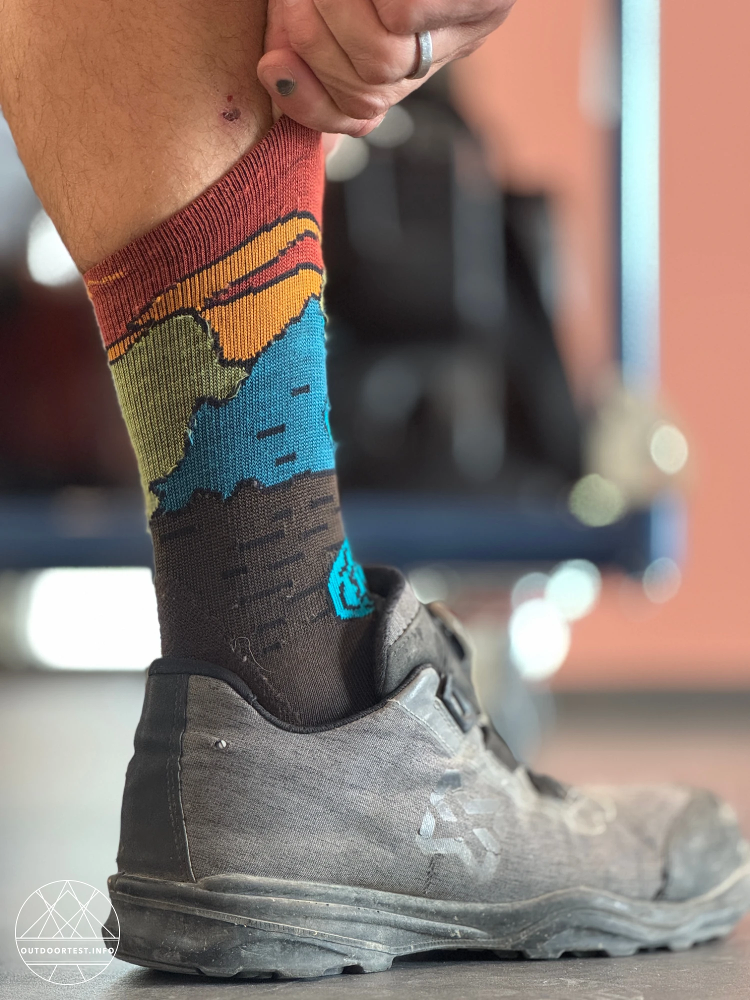 Darn Tough - 5020 Men's Chasing Waterfalls Micro Crew Lightweight Hiking Socks