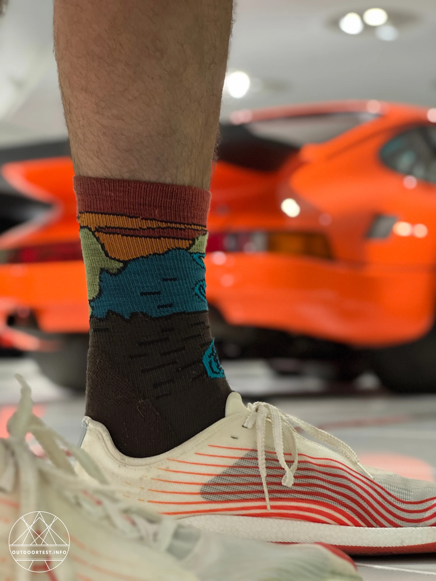 Darn Tough - 5020 Men's Chasing Waterfalls Micro Crew Lightweight Hiking Socks