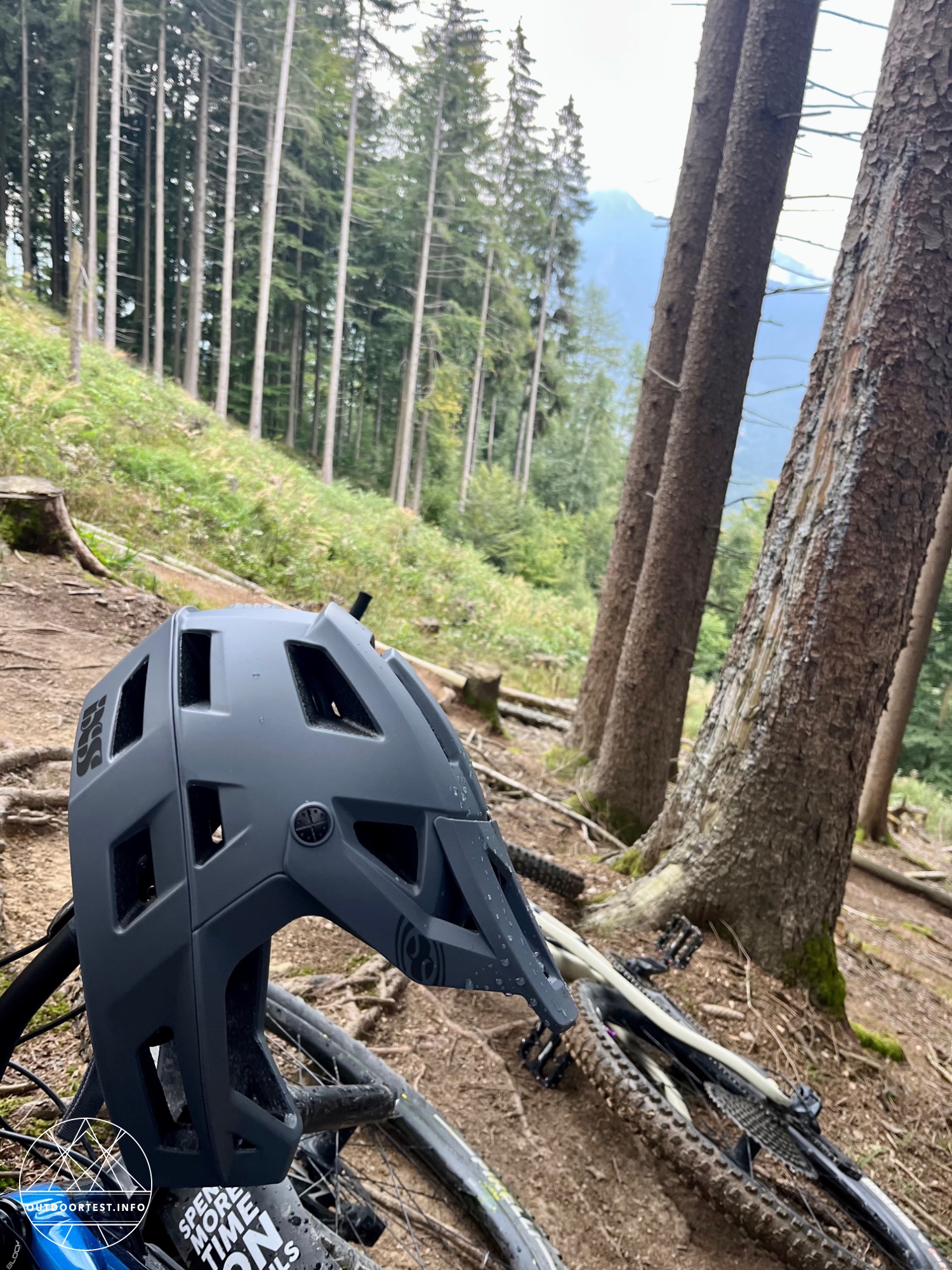 IXS Helm Trigger FF MIPS graphit