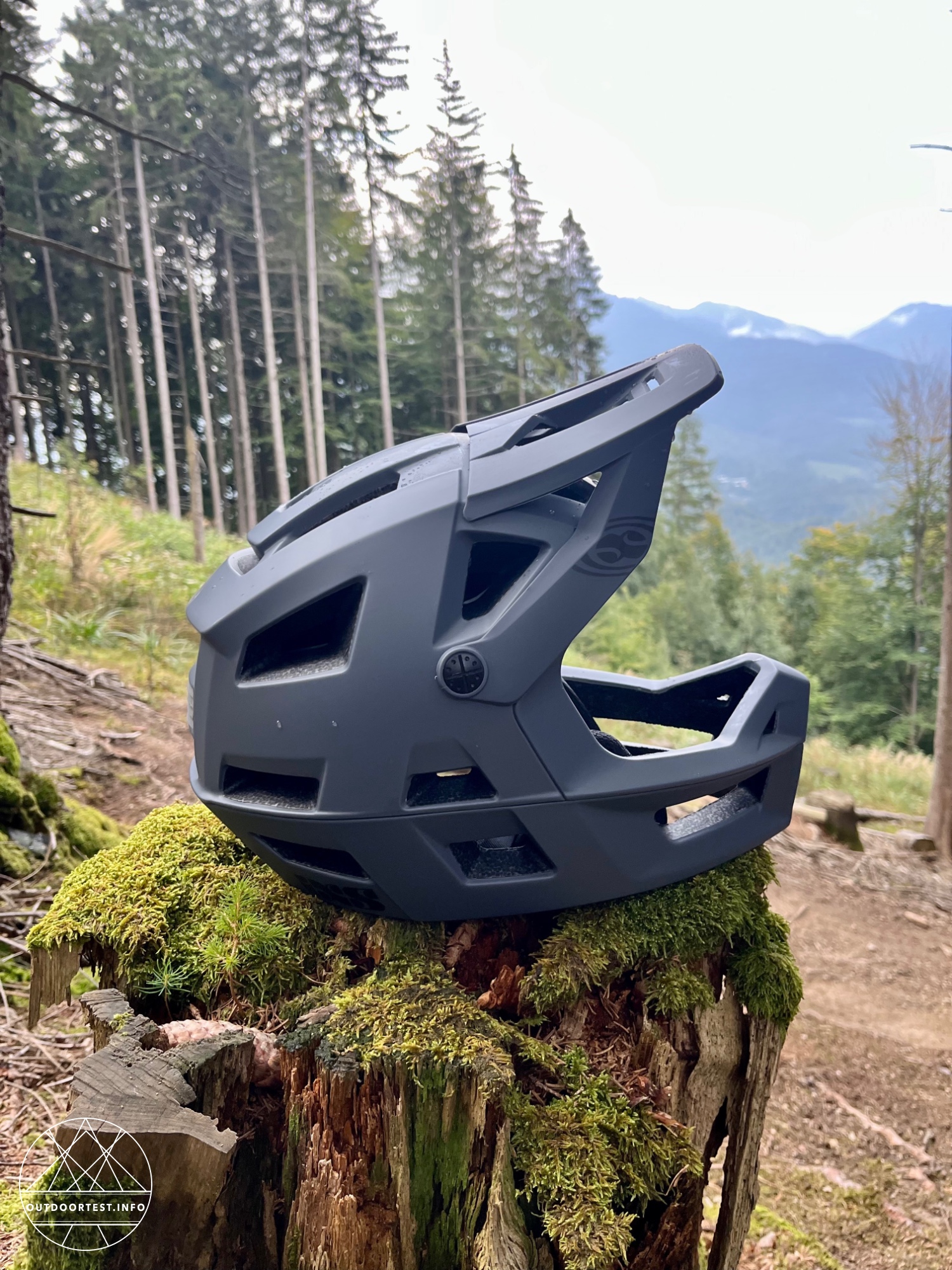 IXS Helm Trigger FF MIPS graphit