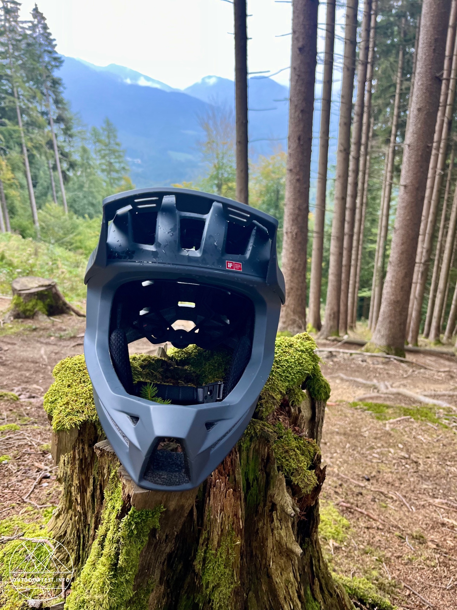 IXS Helm Trigger FF MIPS graphit