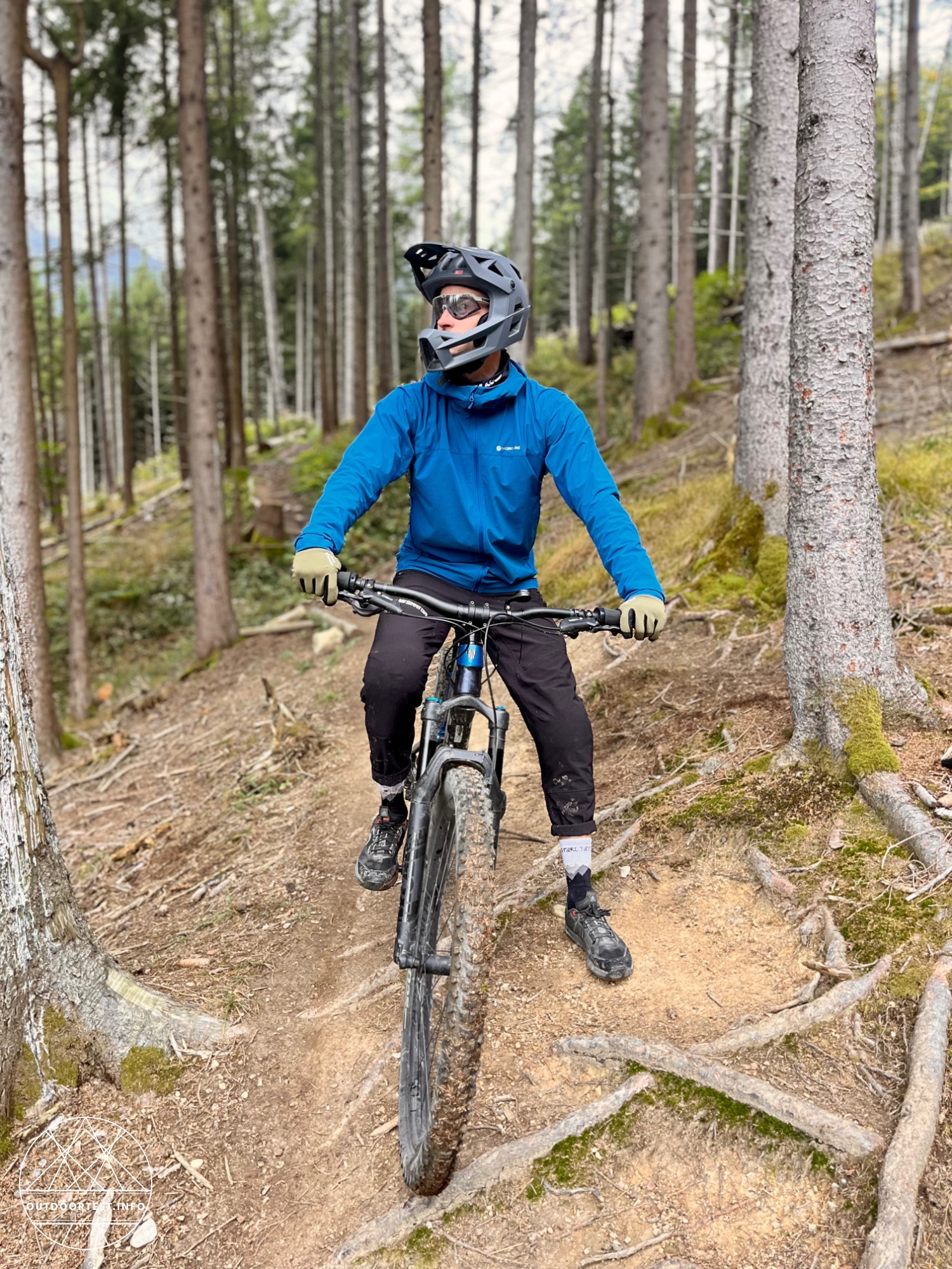 IXS Helm Trigger FF MIPS graphit