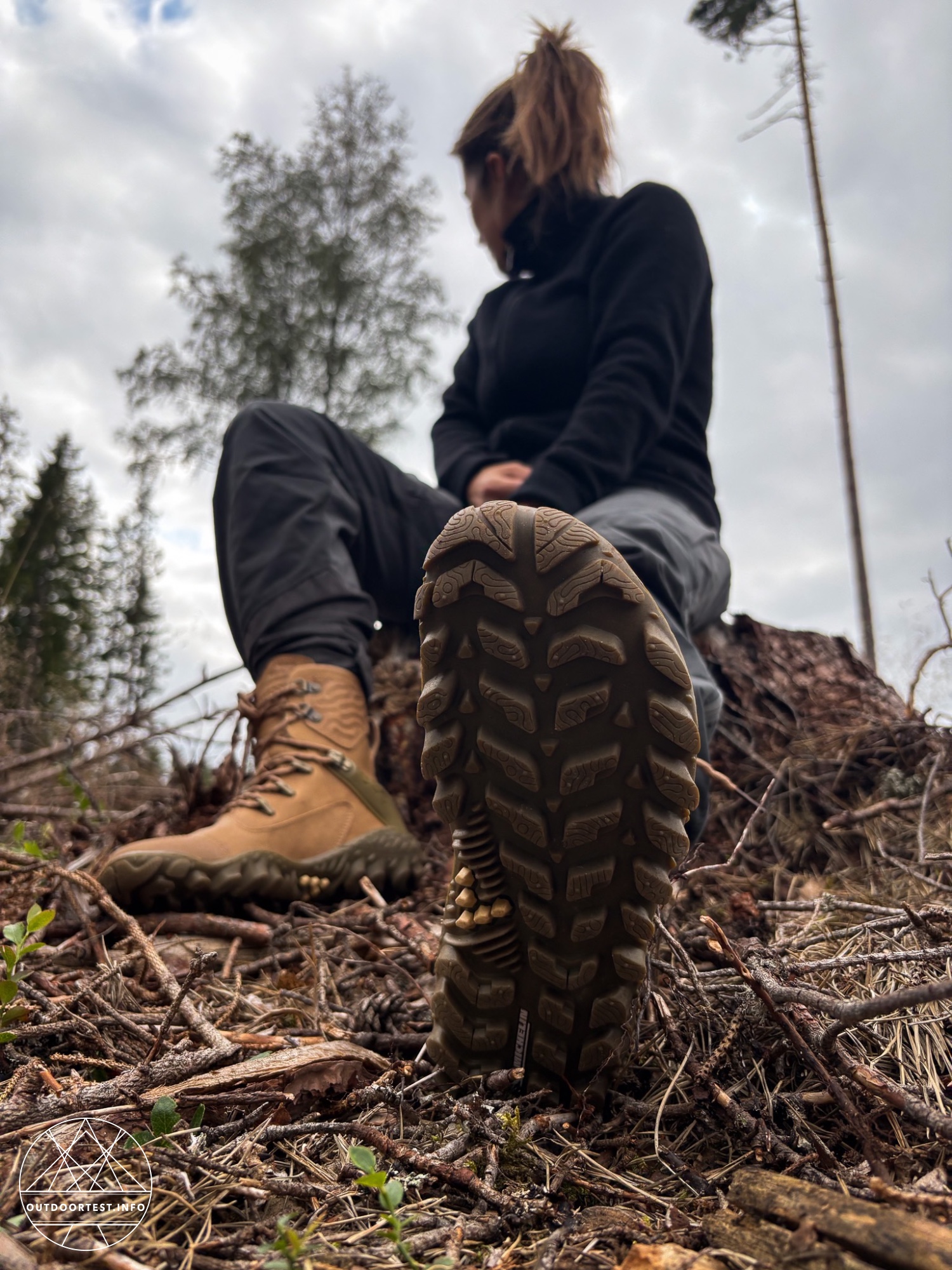 Vivobarefoot Desert ESC