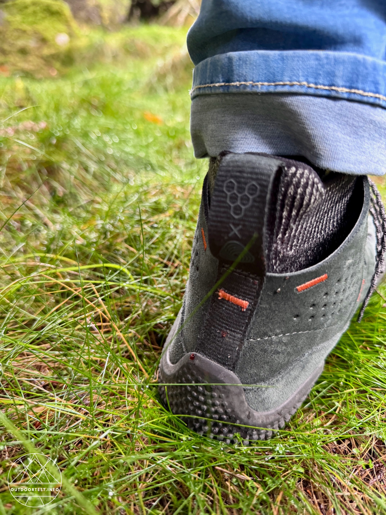 Vivobarefoot - Motus Studio Mid LTH Damen