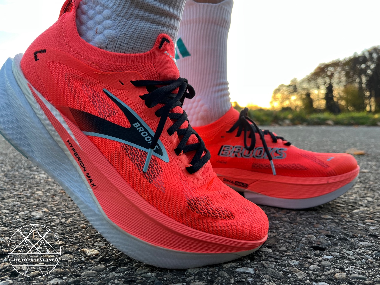 BROOKS Hyperion Max 3