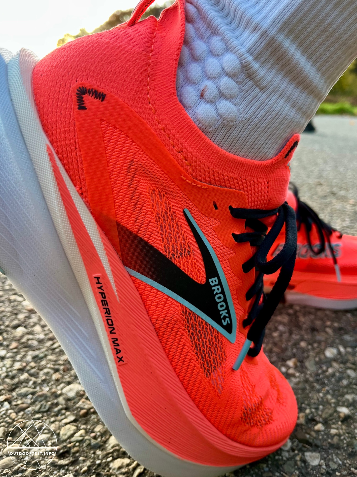 BROOKS Hyperion Max 3