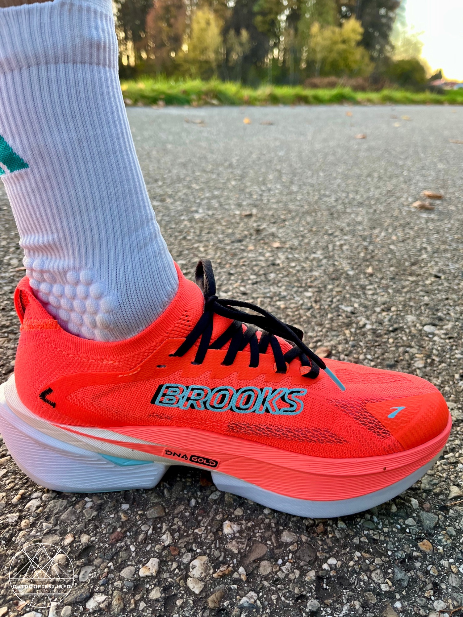 BROOKS Hyperion Max 3