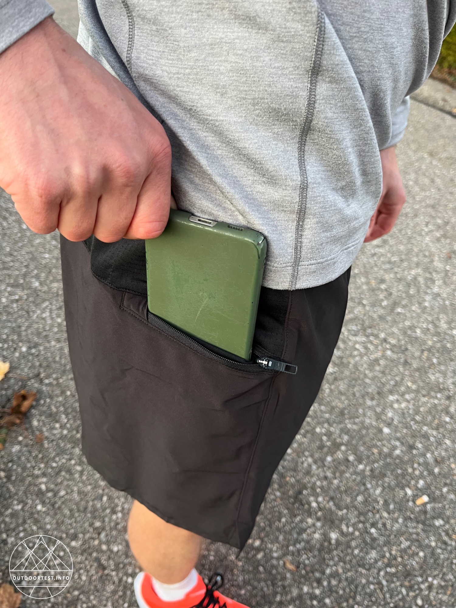 BROOKS Journey 7" 2-in-1 Short