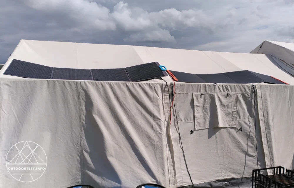 Jackery Explorer 3000 v2 mit SolarSaga 200W