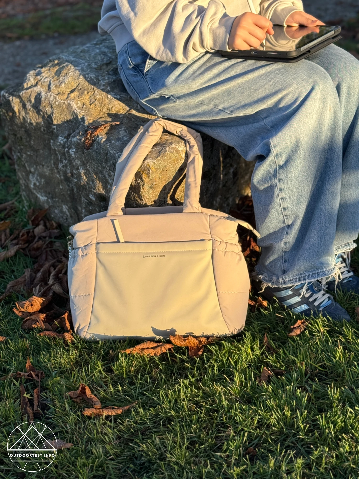 KAPTEN & SON - Hellvi Cloud Medium Sandstone