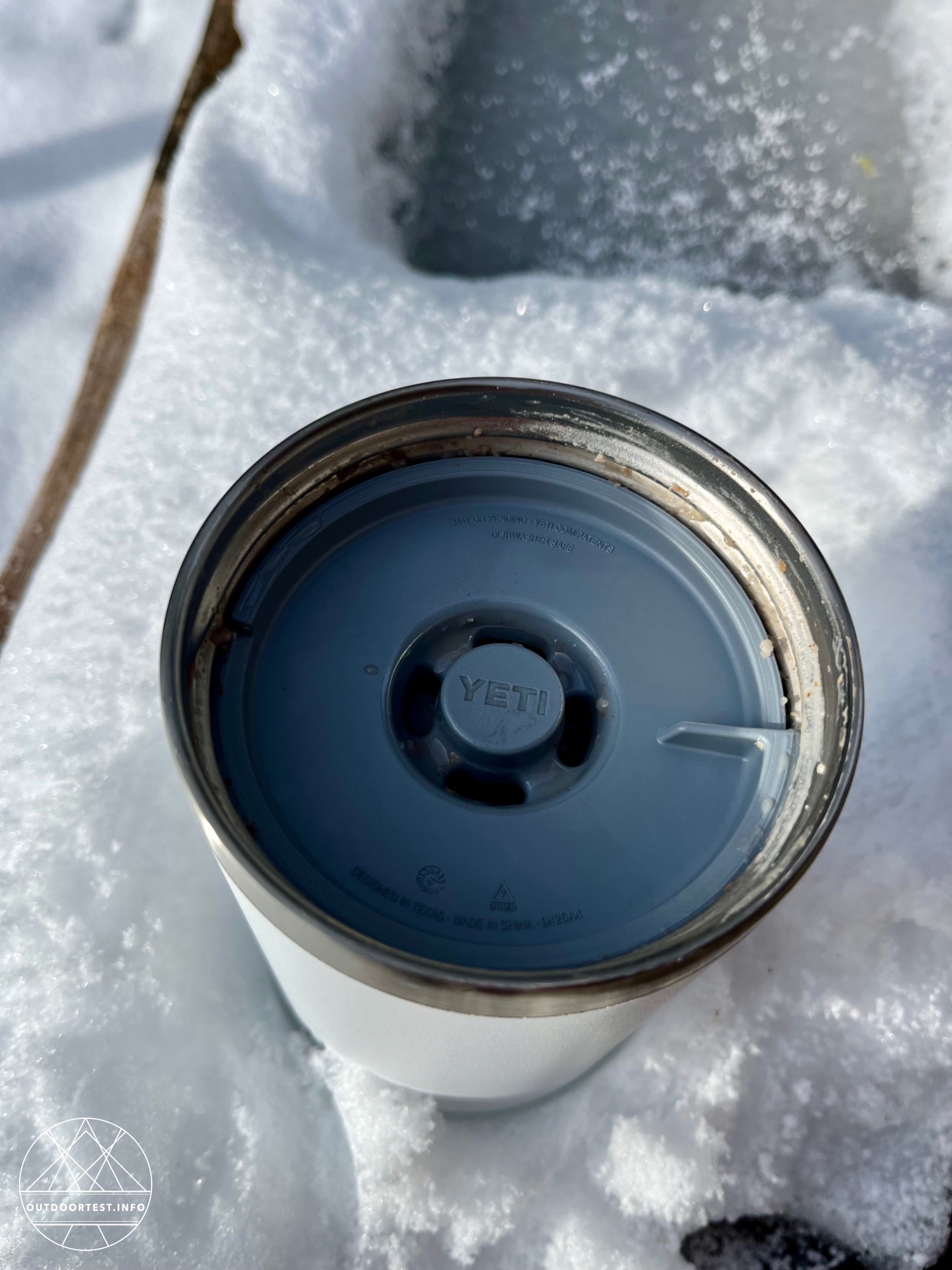 YETI 16 OZ (473 ML) ISOLIERTER ESSENSBEHÄLTER