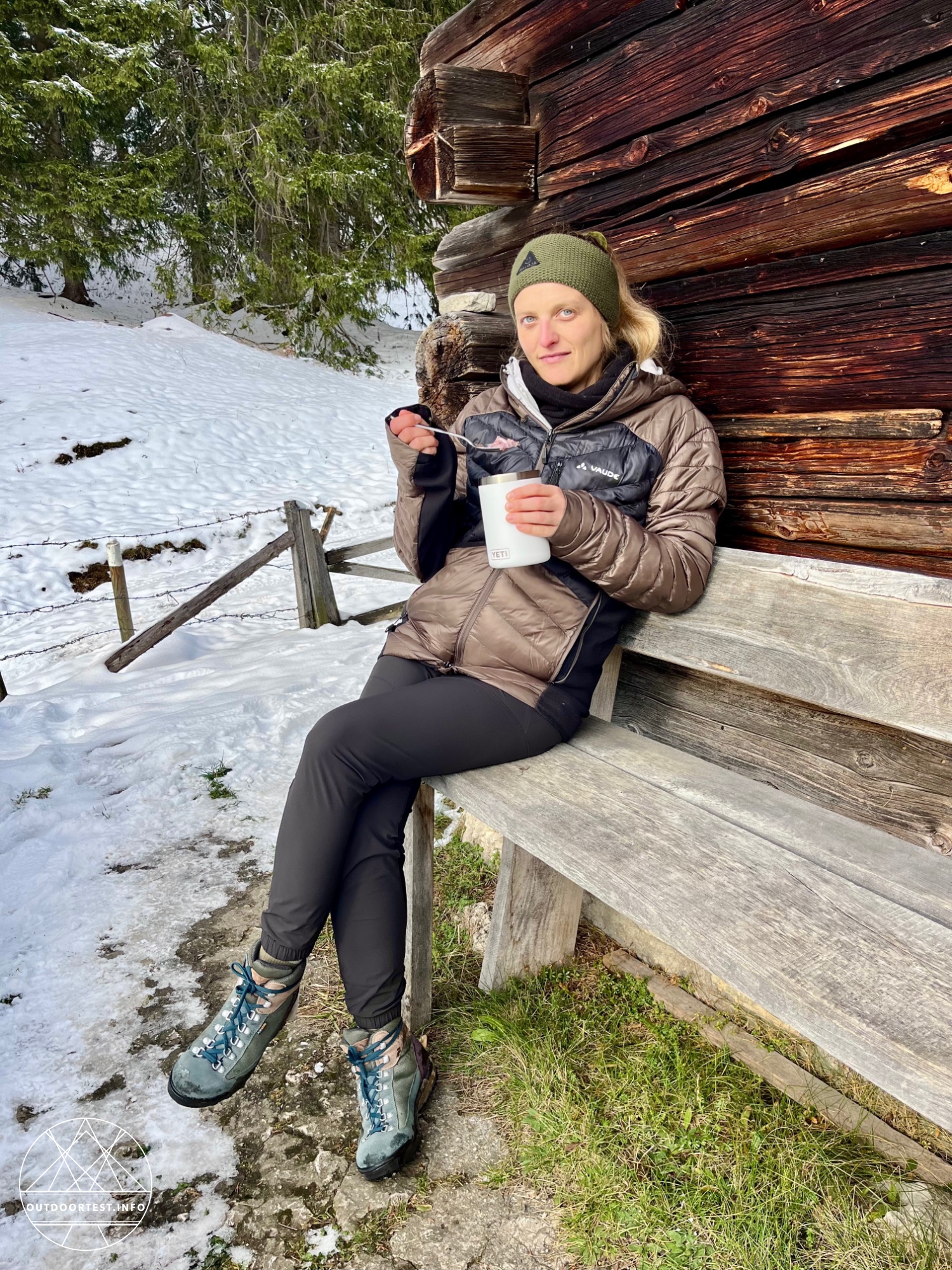 YETI 16 OZ (473 ML) ISOLIERTER ESSENSBEHÄLTER