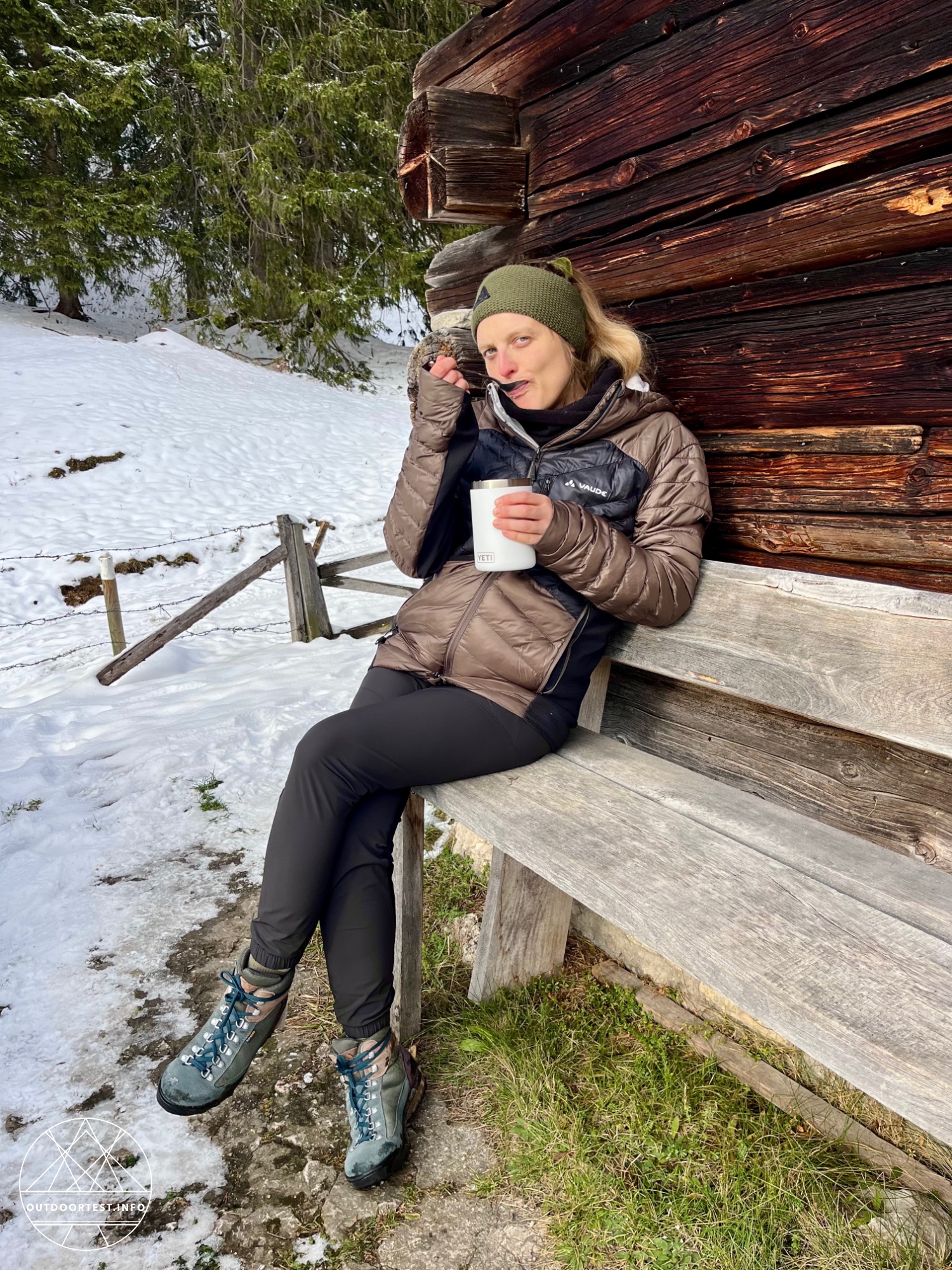 YETI 16 OZ (473 ML) ISOLIERTER ESSENSBEHÄLTER