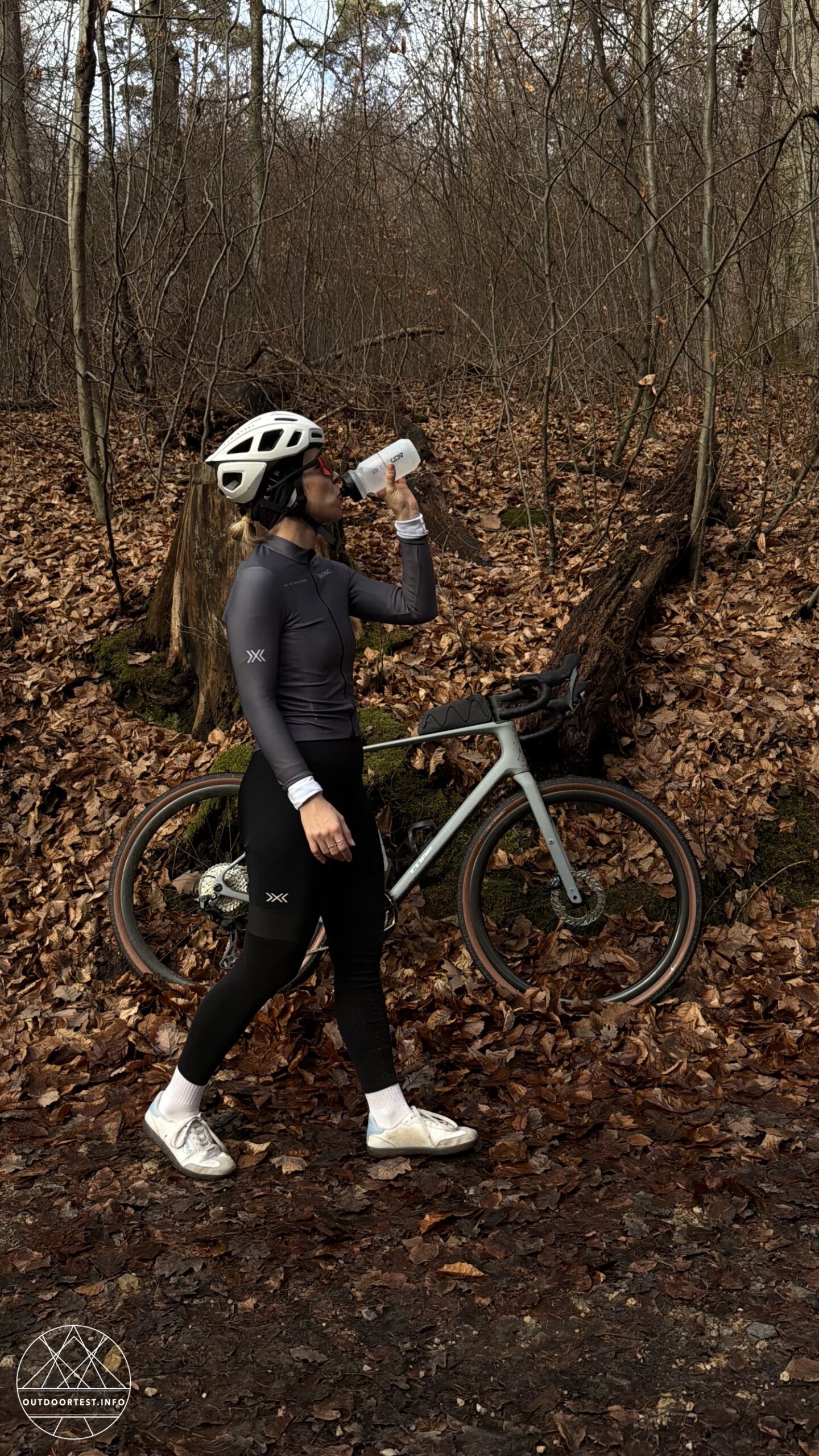 X-BIONIC® Corefusion Ride Jersey LS & Corefusion Ride Bib Warm Shorts