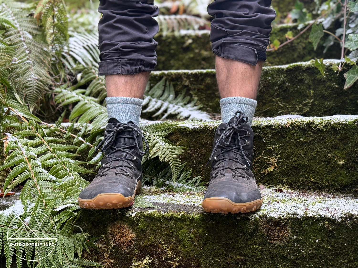 Darn Tough - Men's Mountaineering Micro Crew Heavyweight Hiking Socks