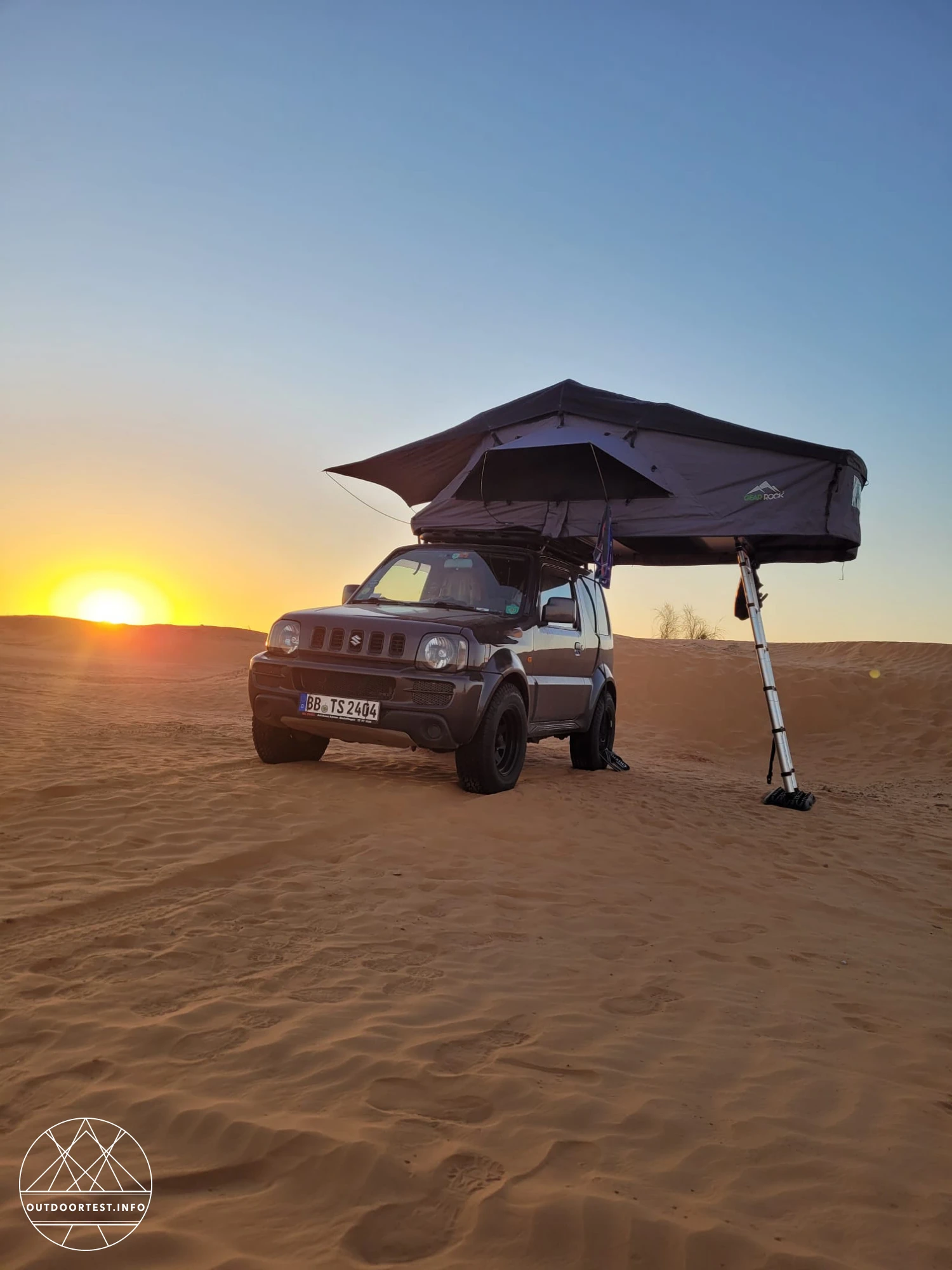 Decathlon - Selbstaufblasende Luftmatratze Ultimate Comfort Doppelt 136 cm