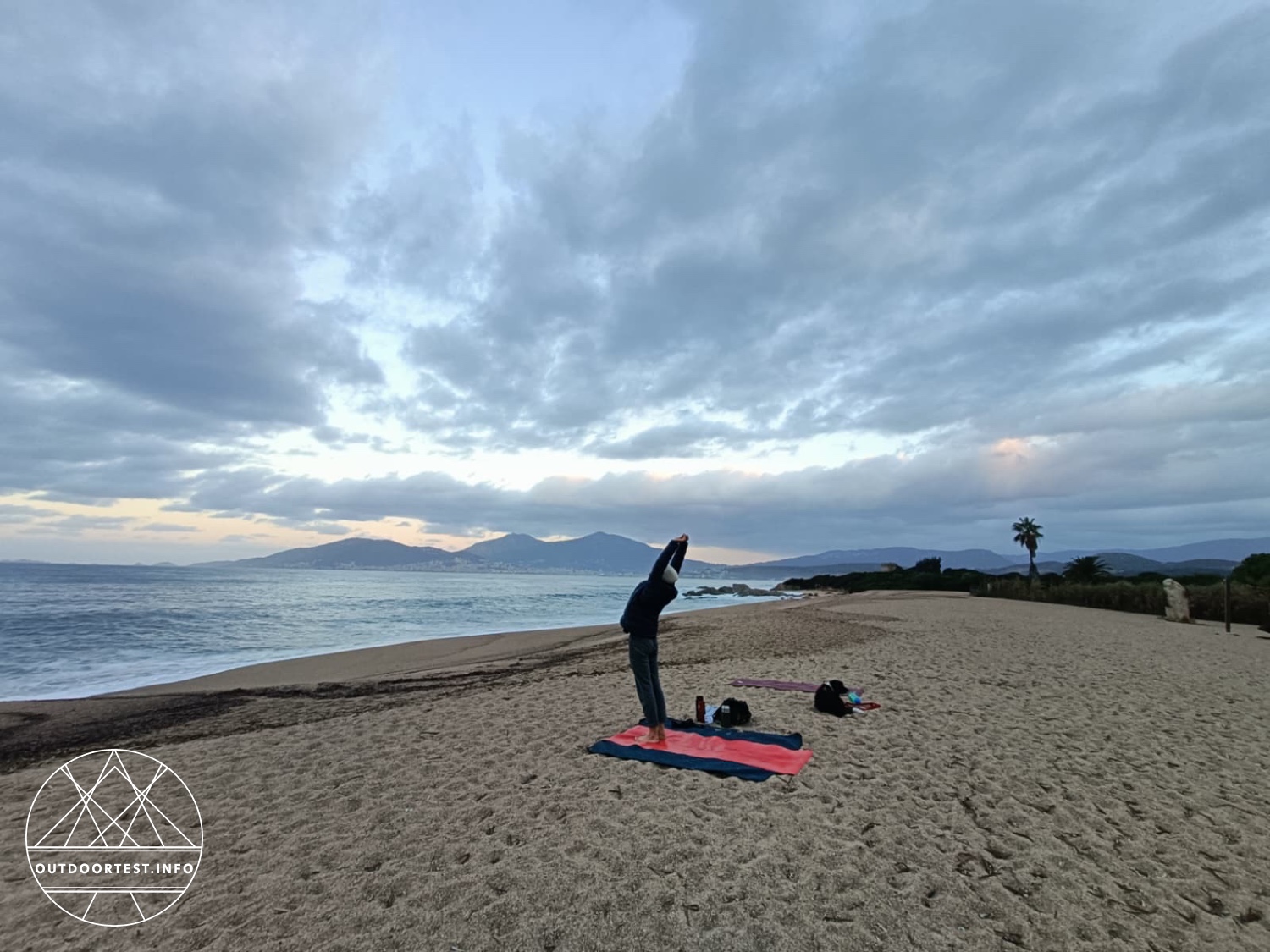 Montane - Women's Kamen Hooded Down Jacket