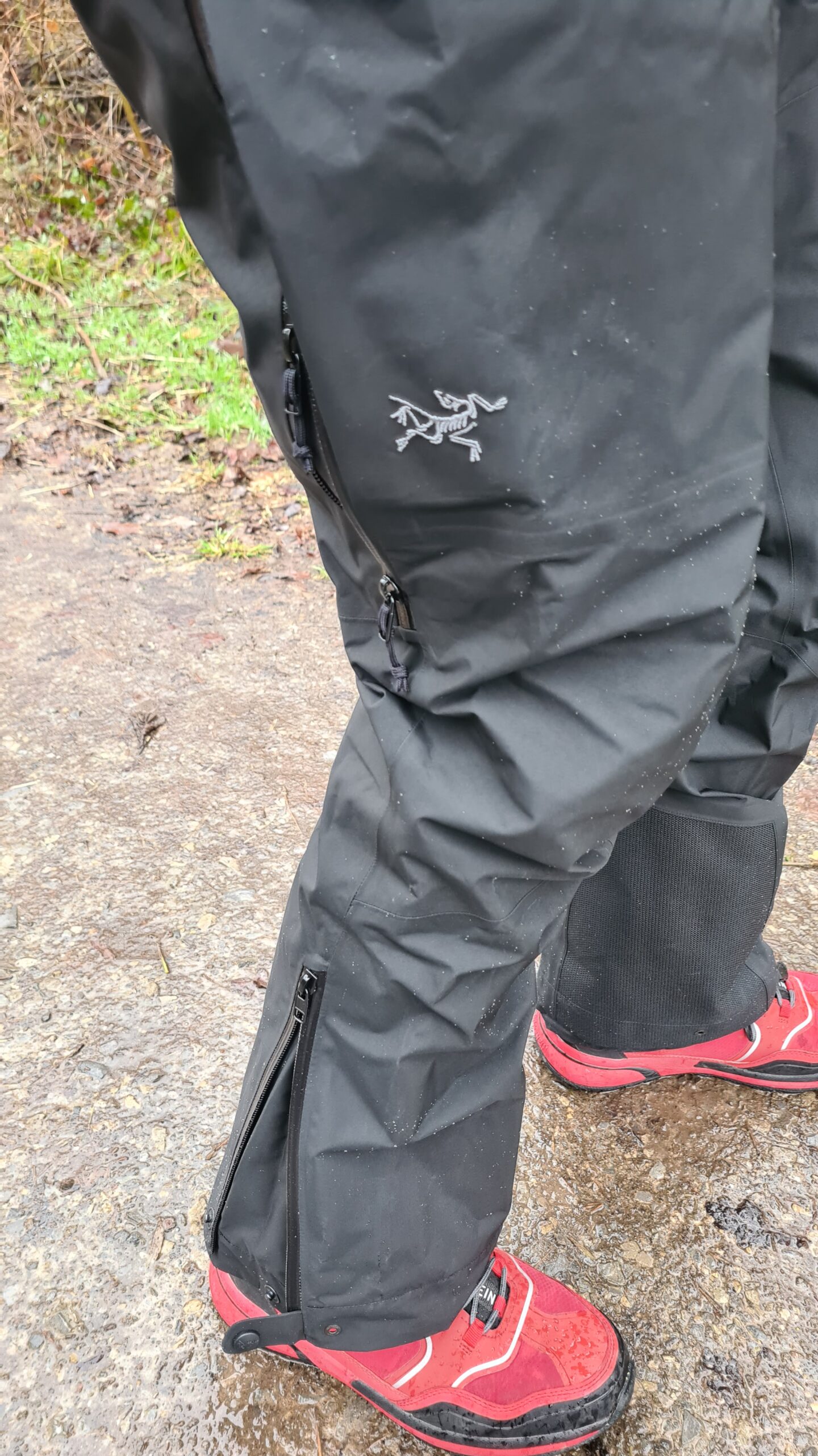 Arc´teryx - Beta AR Hardshell-Jacke und Beta Regenhose