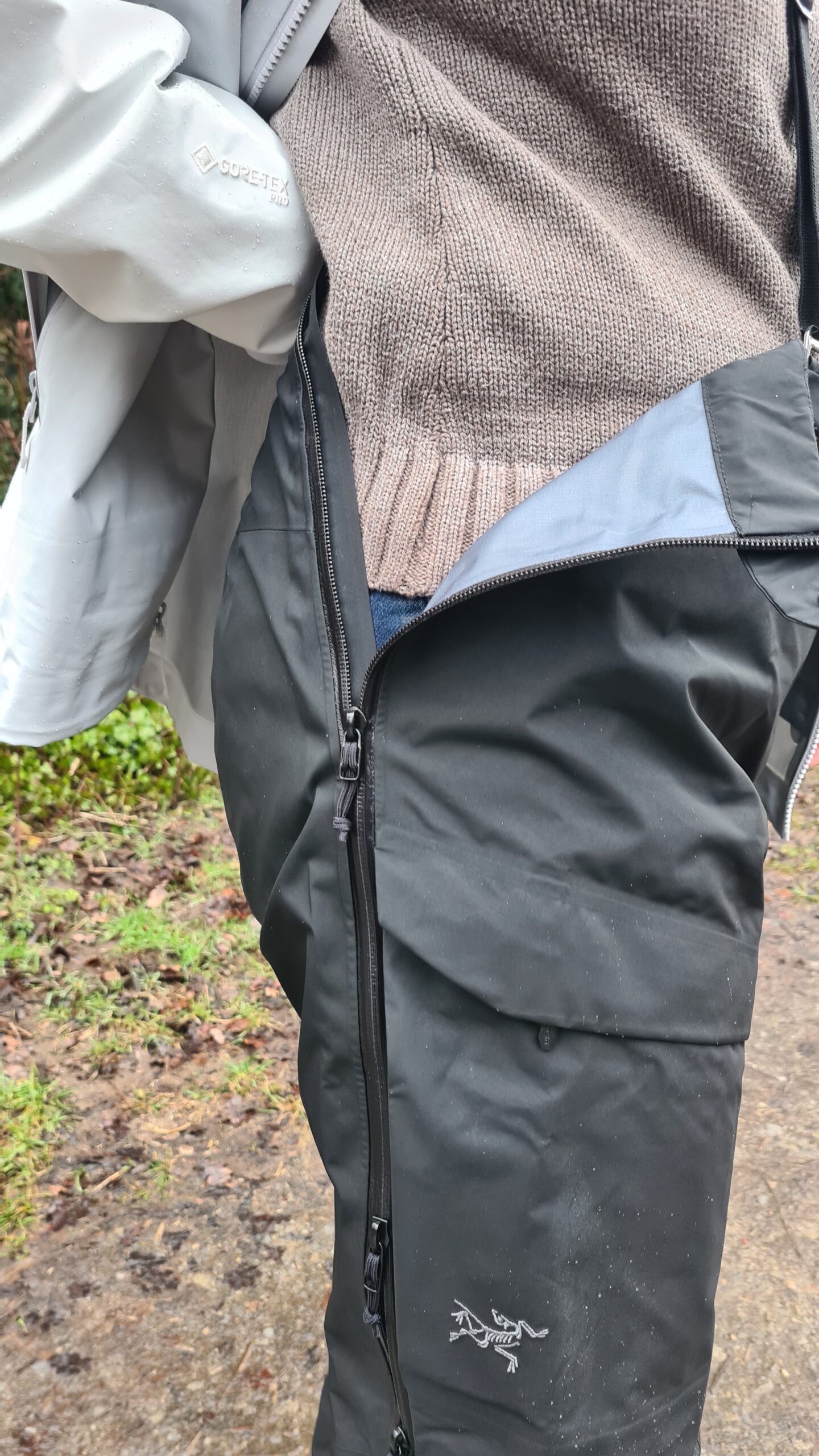 Arc´teryx - Beta AR Hardshell-Jacke und Beta Regenhose