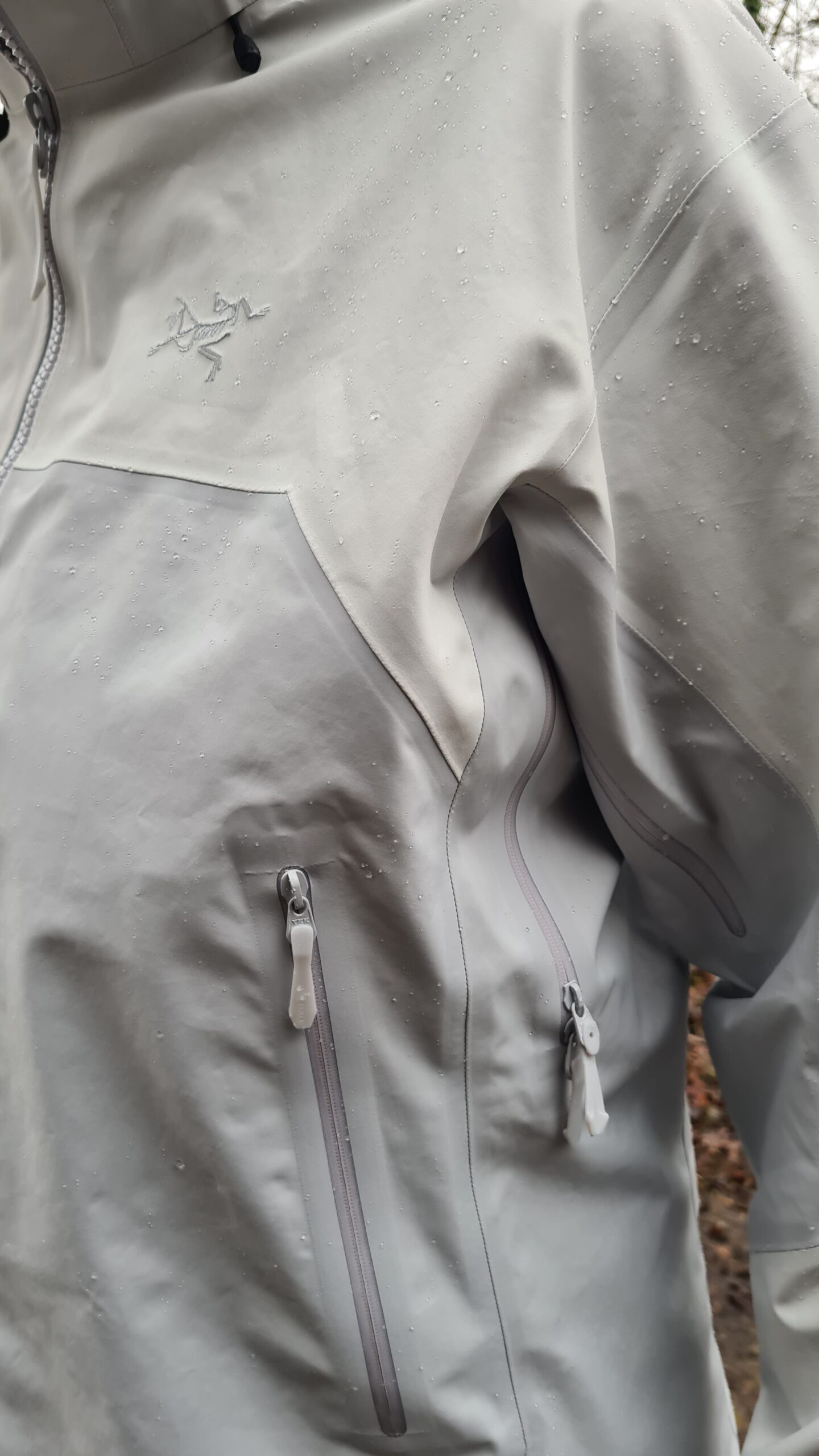 Arc´teryx - Beta AR Hardshell-Jacke und Beta Regenhose